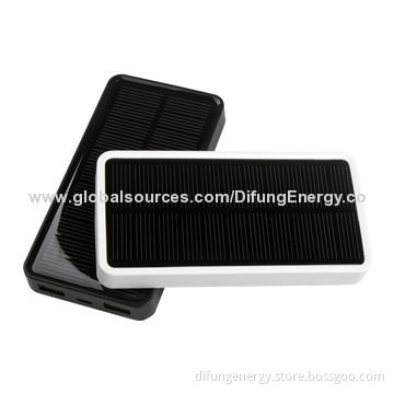 5,000mAh Dual-USB Solar Power Bank with Eco-friendly Materials